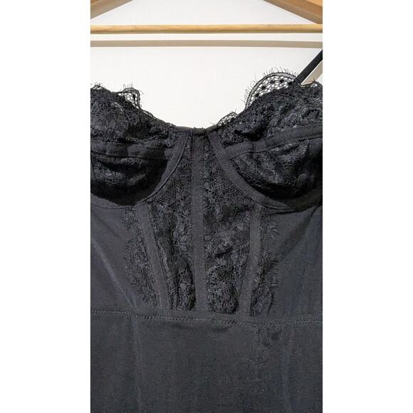 Urban Outfitters Brenna Mesh Bustier Lace Mini Dress Size Large Black Z - Picture 5 of 6